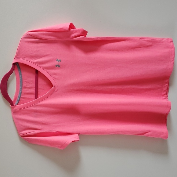 Under Armour set: tshirt and shorts neon coral - Picture 2 of 7